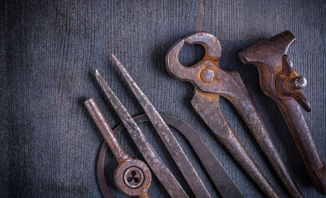 Rusted tools and how to remove the rust