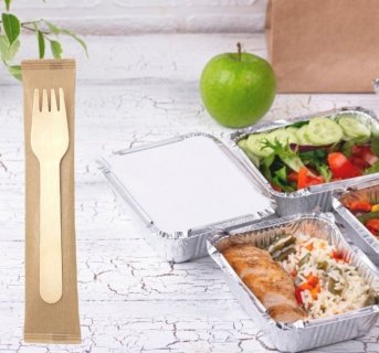 <img src=Disposable wooden fork 16cm paper wrapped -100pcs alt=Brown fork on the brown packaging next to a box of foods> 