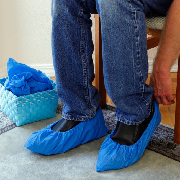 Polyethylene shoe covers blue 100 pcs